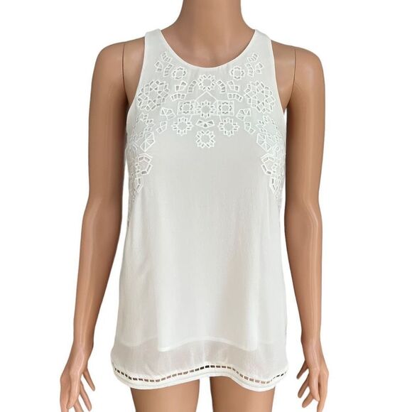 Joie Perdue Crocheted Sleeveless silk blouse Top porcelain color size XS - Picture 3 of 8